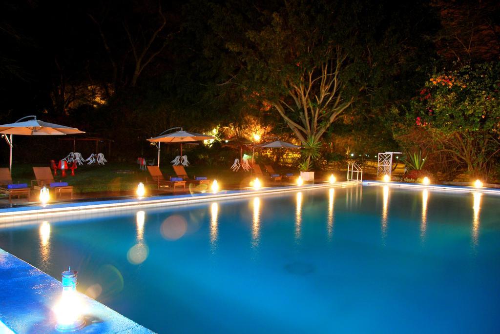 Отель Kiboko Luxury Camp Найваша Экстерьер фото
